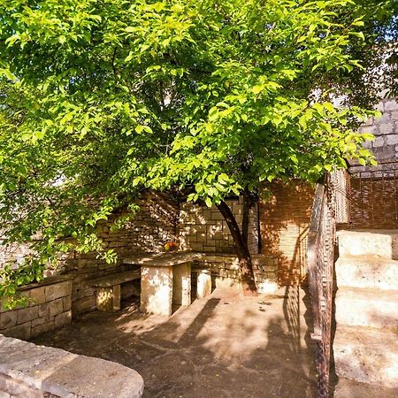 Old Small Stone House Zrnovo Extérieur photo